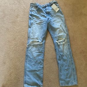 Brand New Zara Distressed Knee jeans